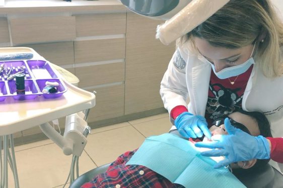 Procedimiento dental en Dentastic